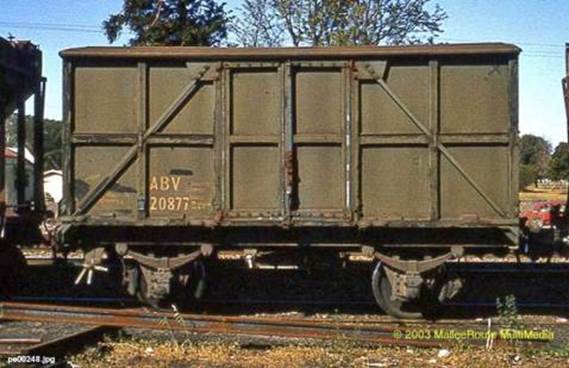 A train car on the tracks

Description automatically generated with low confidence